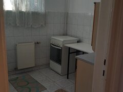 Vatra Luminoasa, Maior Coravu